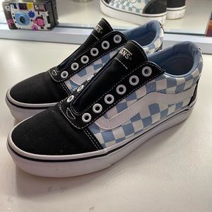 Vans lace up